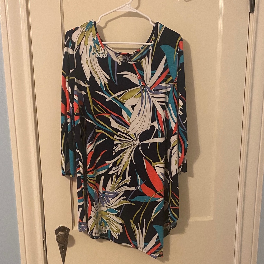 CLARA SUNWOO Black Floral Tropical Print Tunic with Multicolor Leaves